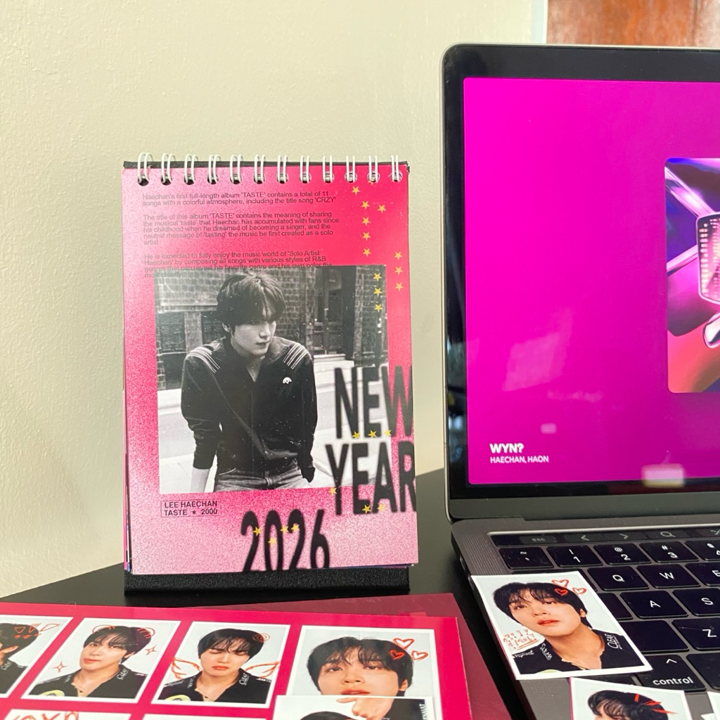 SITTING CALENDAR DESK CALENDAR 2026 - HAECHAN TASTE