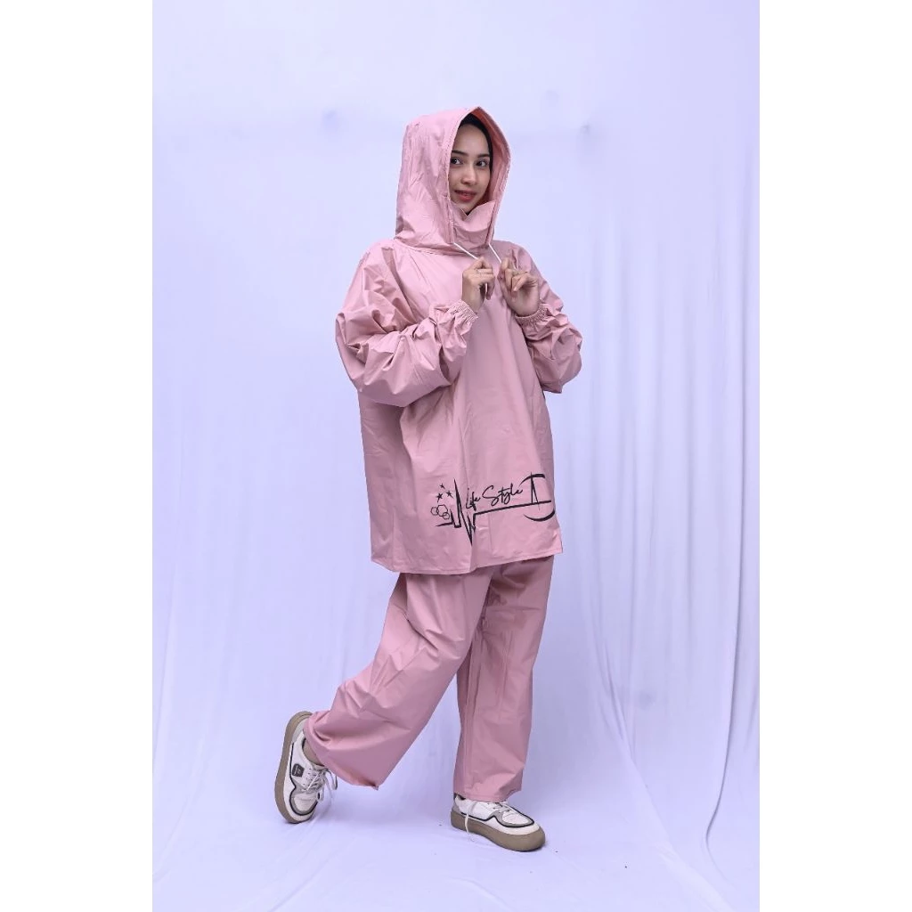 เสื้อกันฝนพร้อมกางเกง มีฮู้ด วัสดุพีวีซี thumbnail 7