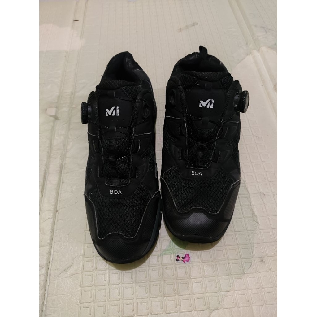 Millet Shoes Millet BOA สีดําเต็มขนาด 42.5 พื้นรองเท้า 275
