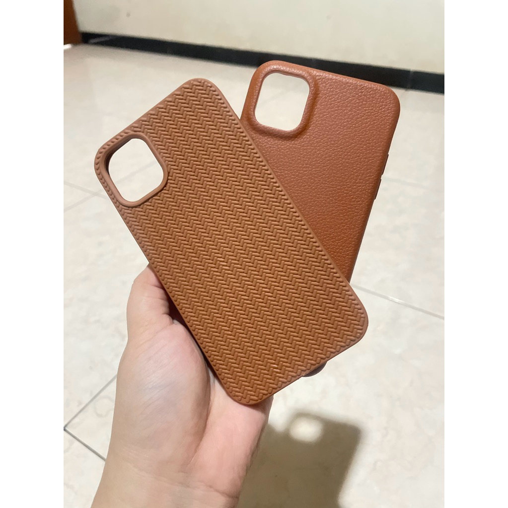 เคส IP 11 HP ได้ 2 ชิ้น