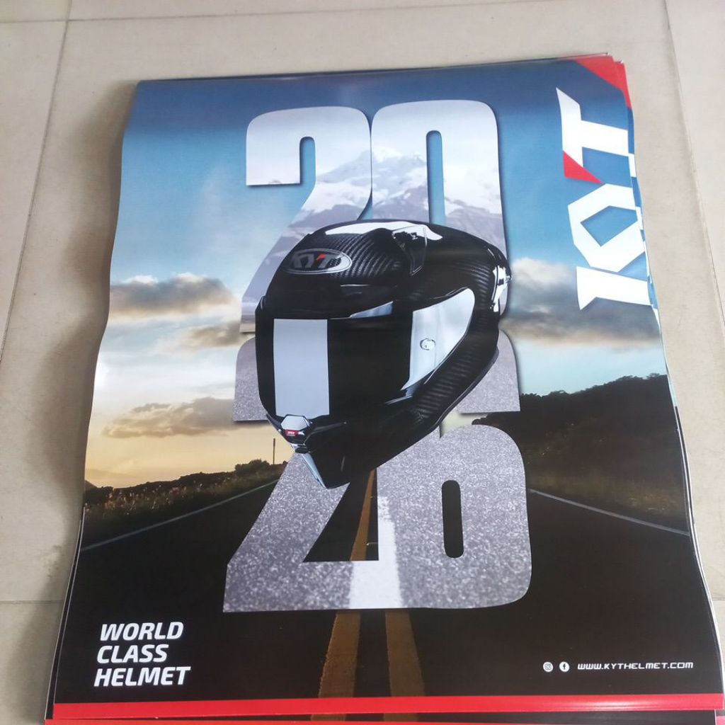 ปฏิทินหมวกกันน็อค KYT 2026.ปฏิทินหมวกกันน็อค KYT 2026 ดั้งเดิม