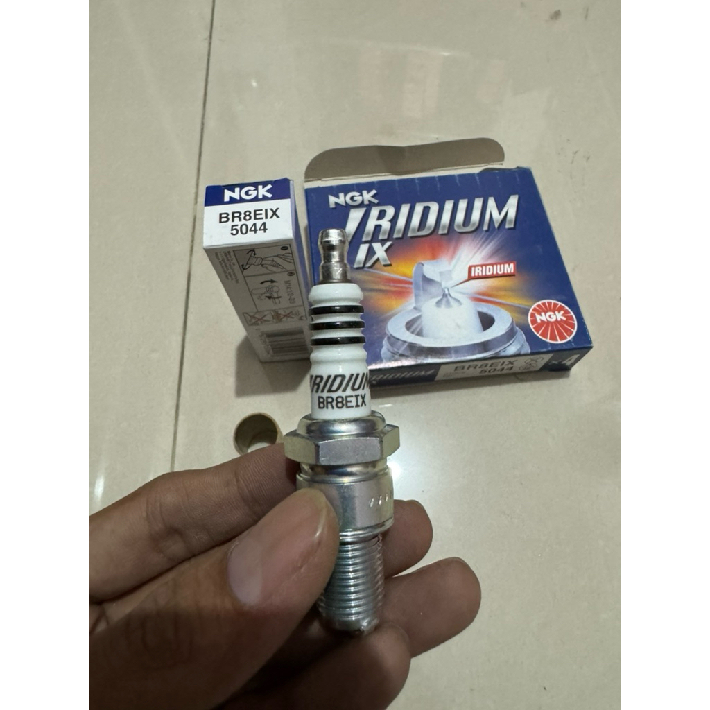 NGK IRIDIUM BR8EIX ORIGINAL JAPAN NINJA R RR SS SATRIA 2T VESPA SPARK PLUG NGK IRIDIUM ORIGINAL