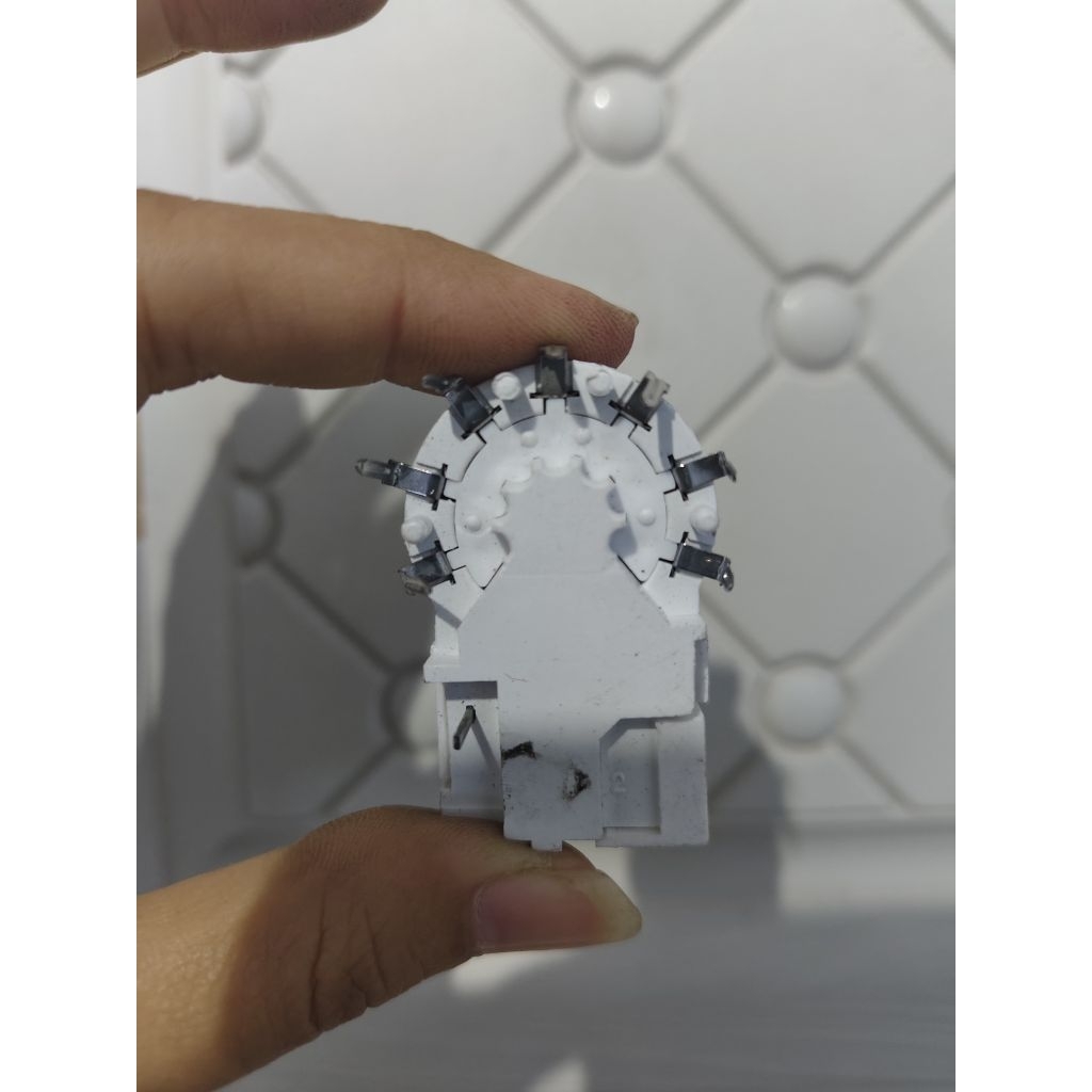 TV Tube Crt Socket 7 Pin 8 -6-5