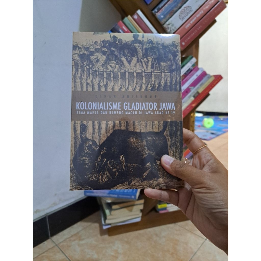 Javainese Gladiator Colonialism