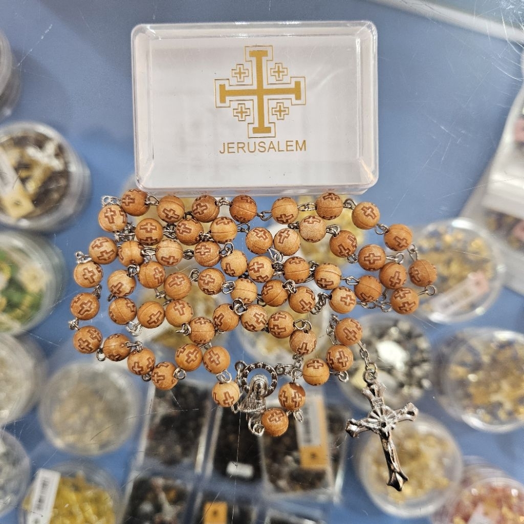 Jerusalem Box Rosary 8mm Wooden Cross Motif P1/32