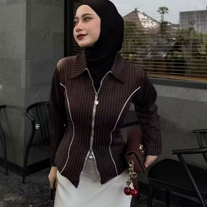 LD 100 P 58 DYFFA ZIPPER SHIRT SALUR FITTED สไตล์เกาหลี