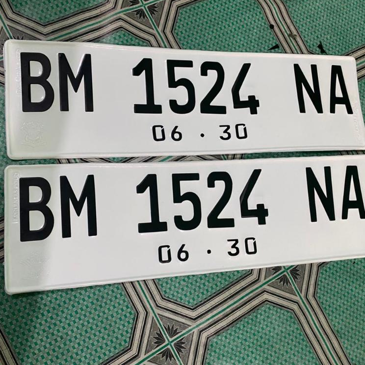 จานรถขนาดมาตรฐานพร้อมโลโก้ POLR1 STANDARD FONT AND NEW FONT