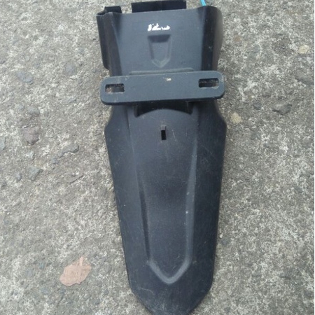 บังโคลนหลัง Narita-Smash Titan