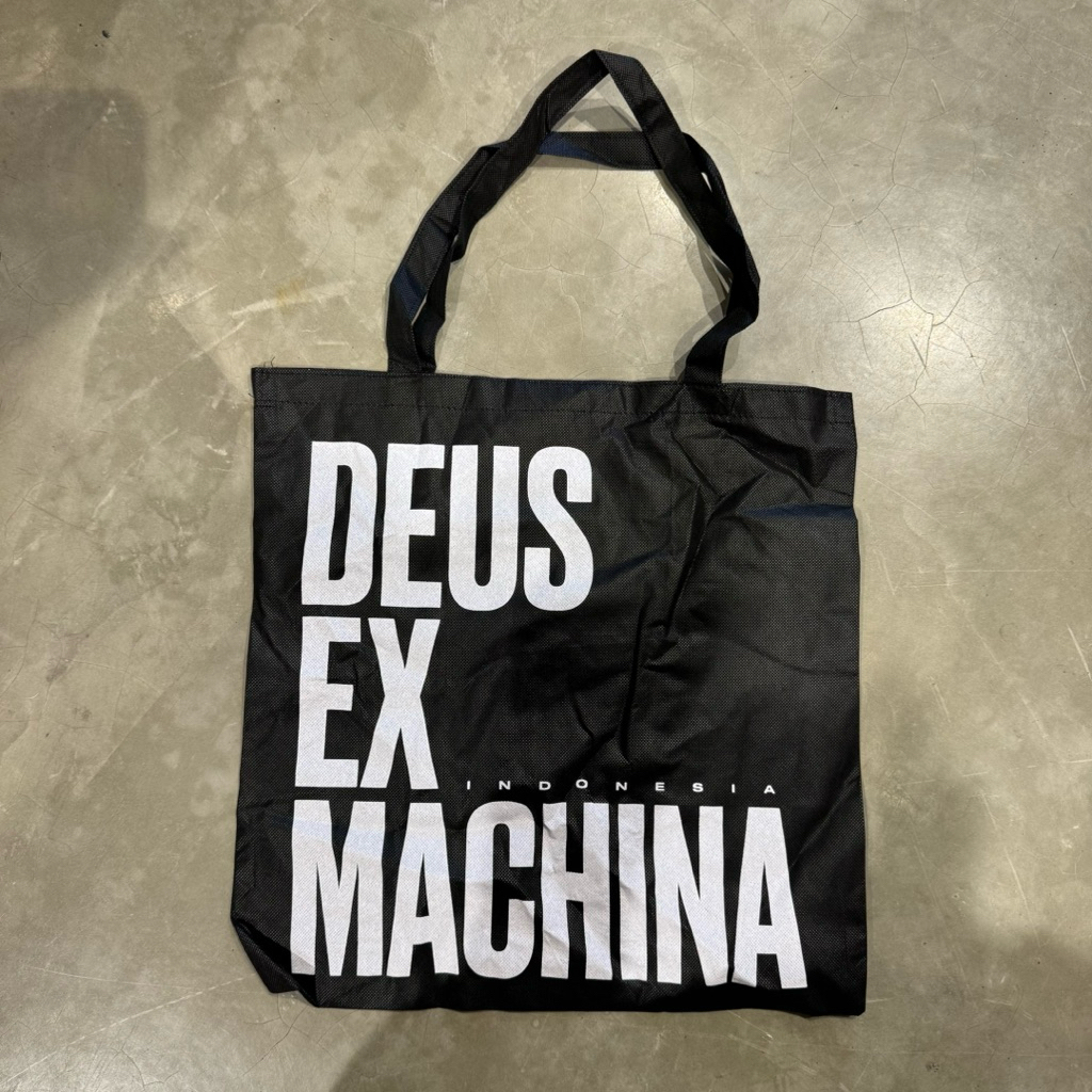 กระเป๋าโท้ต DEUS EX MACHINA ดั้งเดิม