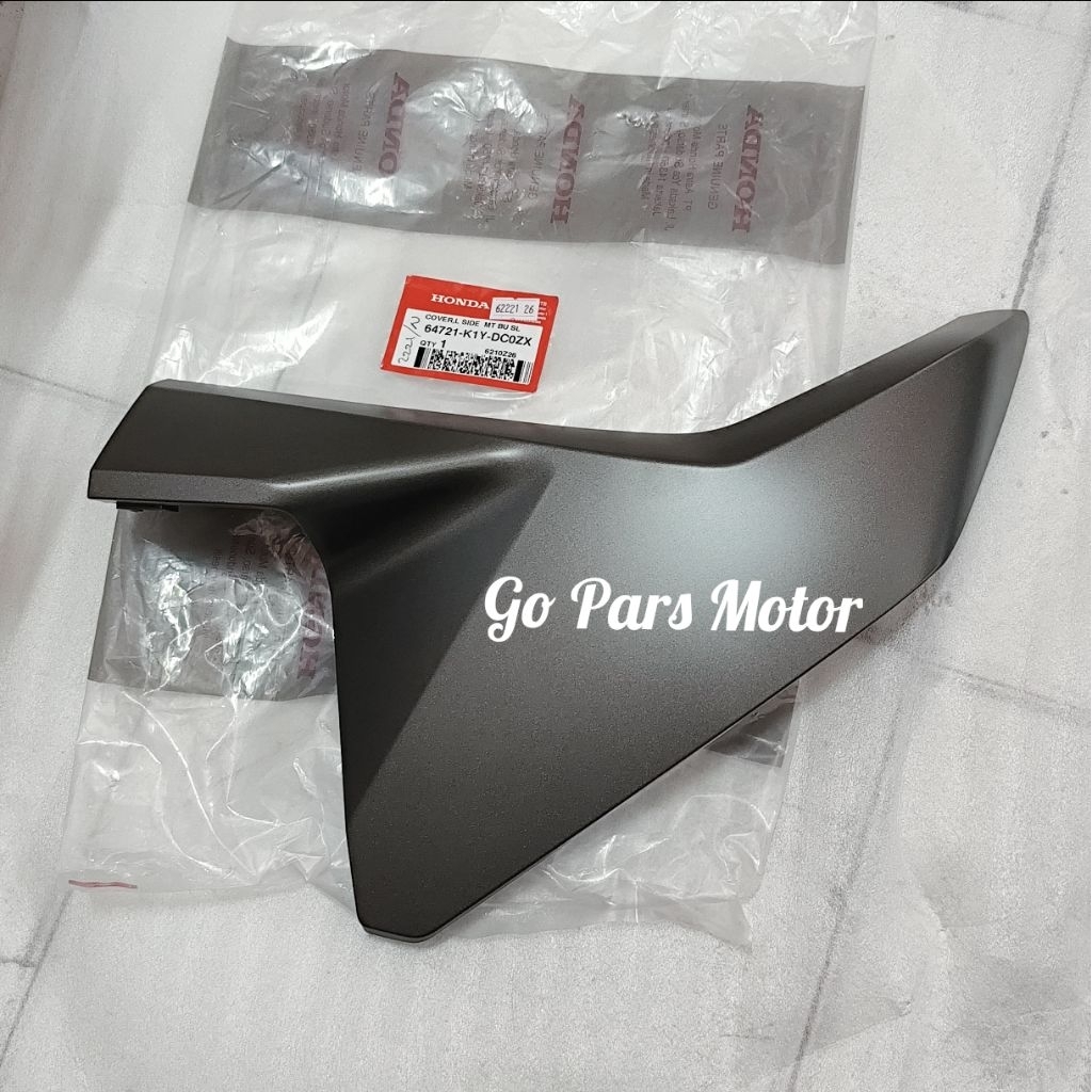 ฝาครอบ L ด้านข้าง MT BU BL 64721-K1Y-DC0ZX ฝาครอบด้านข้าง Lower Wing ซ้าย SILVER Honda PCX 160 th 20