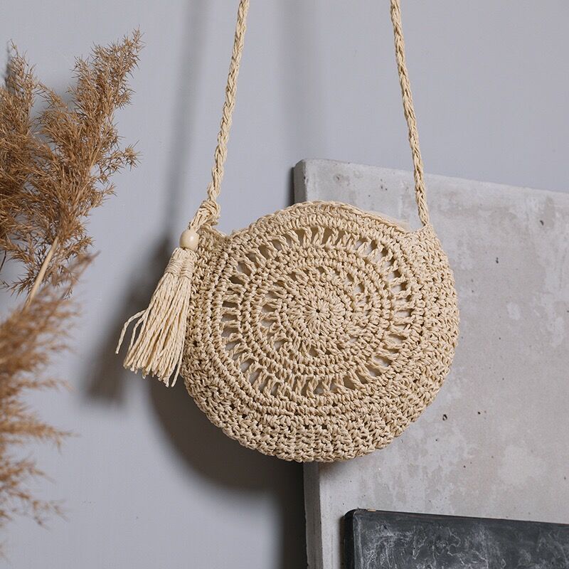 HP L 055 Womens Straw Crossbody Bag Bohemian Crossbody Round Mobile Phone Bag