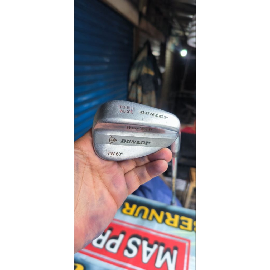 DUNLOP TROUBLE WEDGE 60 แท่งกอล์ฟ° ด้ามจับ MINUS