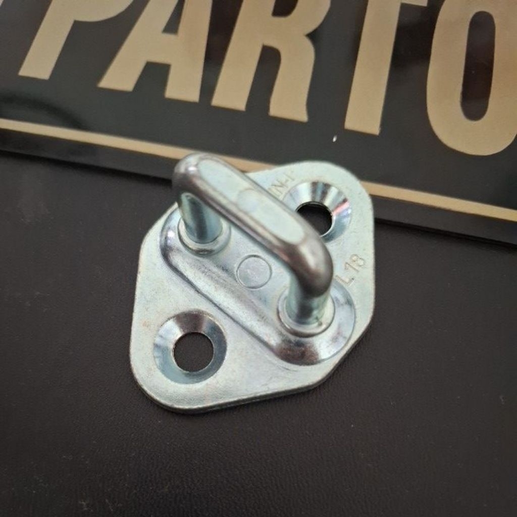 ล็อคประตู Striker Toyota Land Cruiser Hardtop FJ40 BJ40 Series - คุณภาพสูง