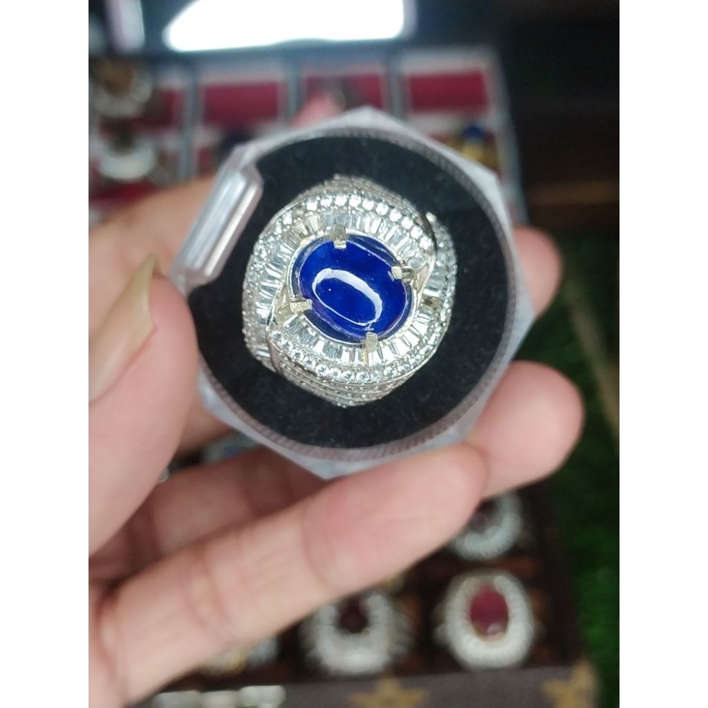 Blue Sapphire Royal Blue มาดากัสการ์ จัดส่งตามภาพ