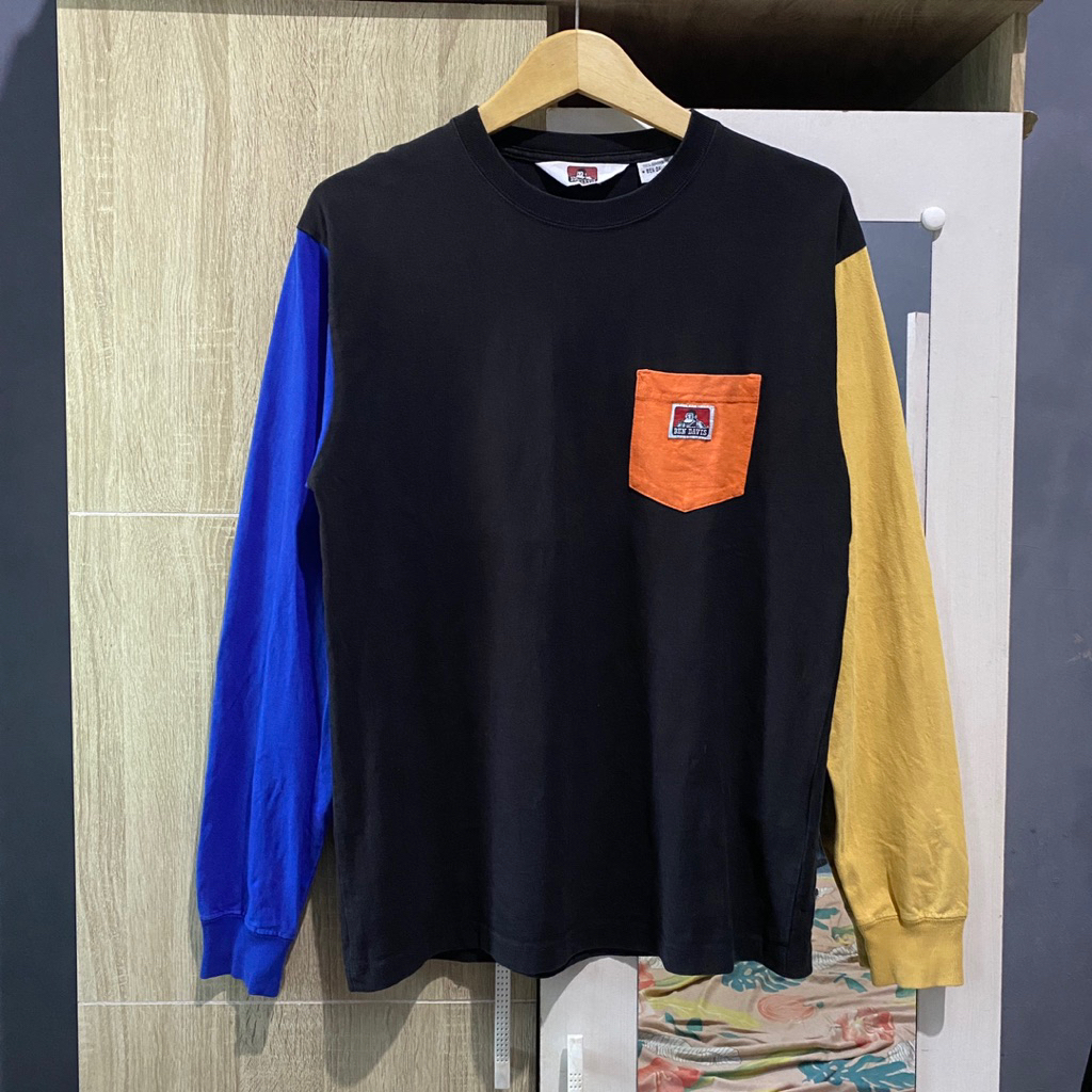 เสื้อยืดโดย Ben Davis Pocket Longsleeves