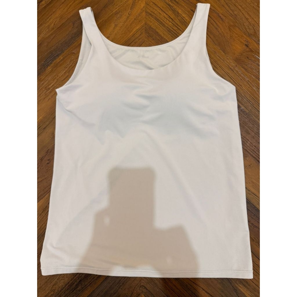 PL bratop airism uniqlo