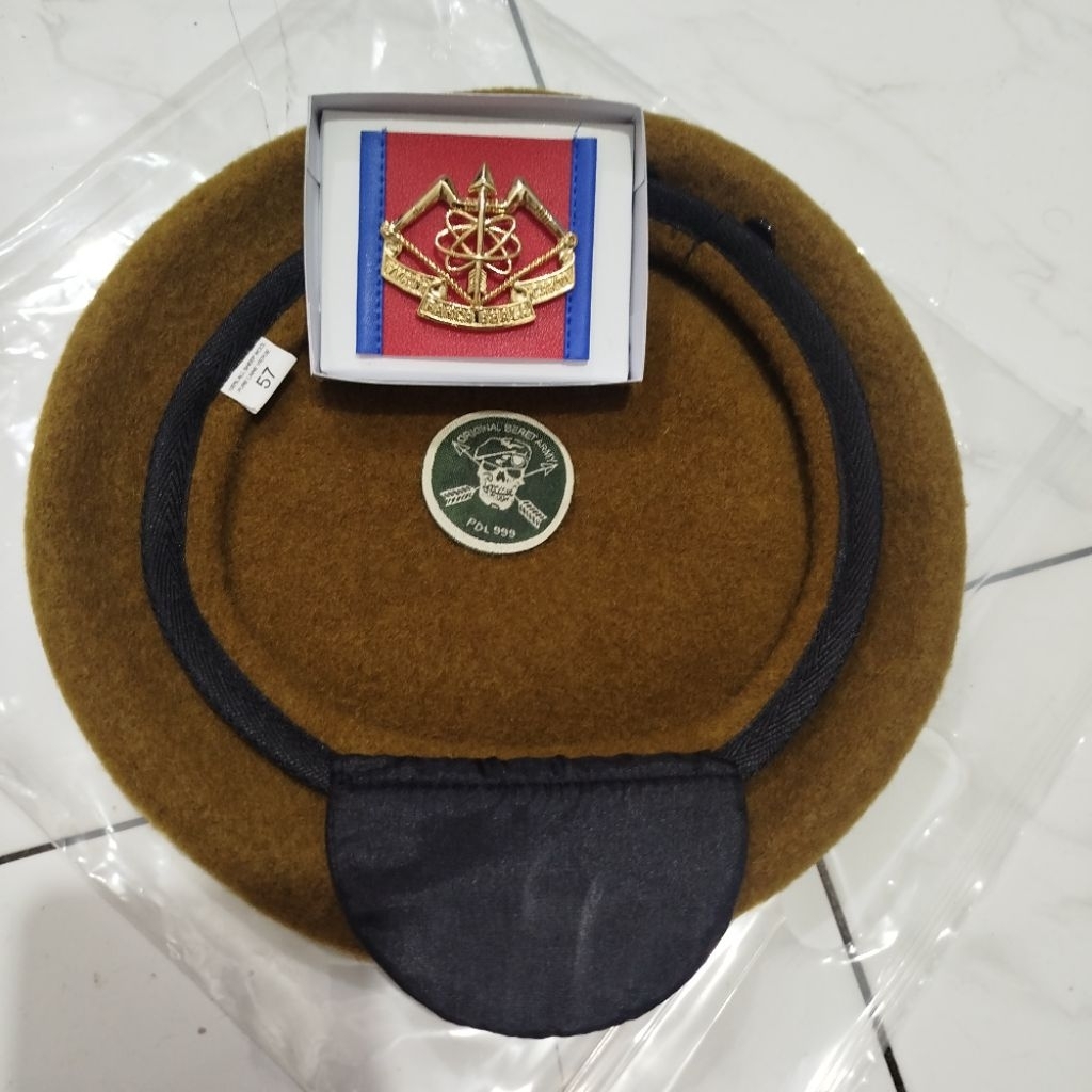 ORIGINAL PLUS Original arhanud pdl 999 หมวกเบเร่ต์หัวกะโหลกพร้อมสัญลักษณ์
