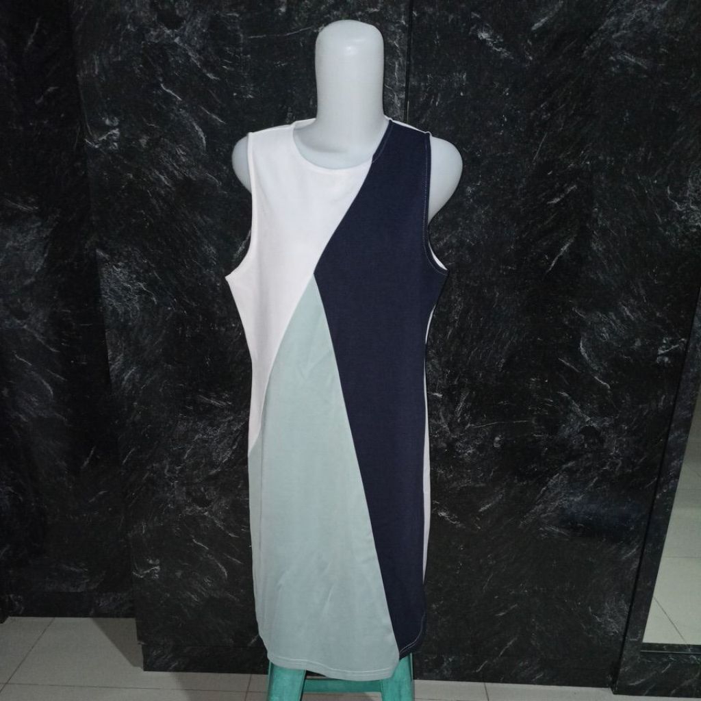 Preloved dress แบรนด์ ZALORA ไซส์ XL