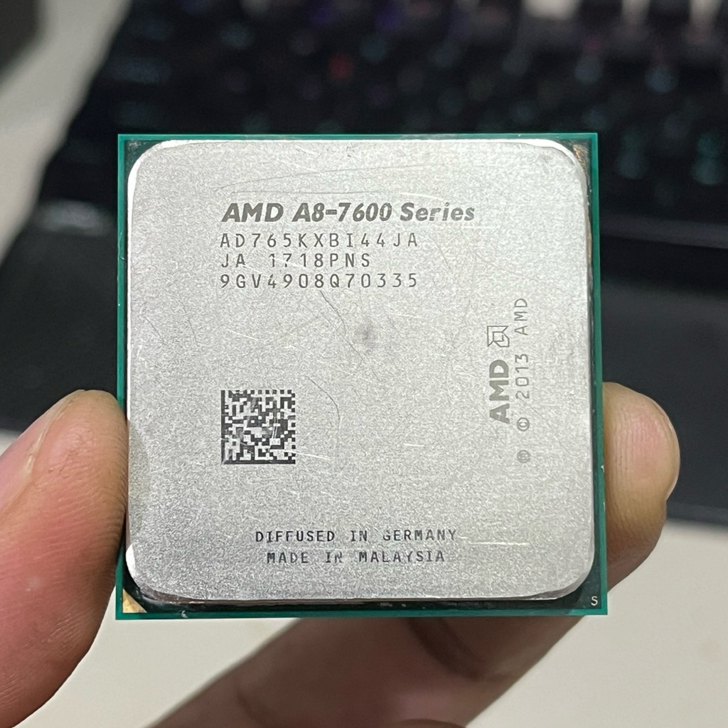 AMD A8-7650K RADEON R7 10 COMPUTE CORE 4C+6G 3.3GHZ PROCESSOR สําหรับ FM2/FM2+ ซ็อกเก็ต