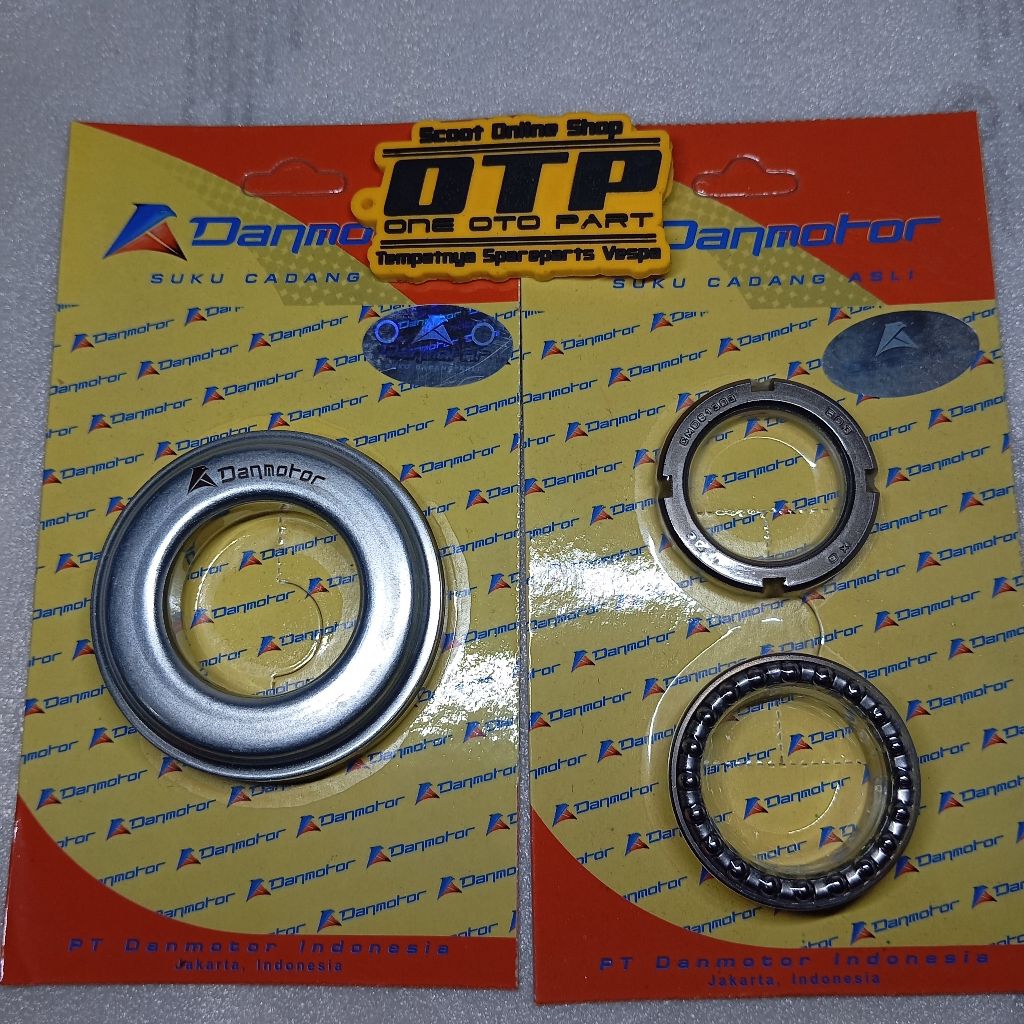 คอพวงมาลัย Vespa Matic LX S LXV Sprint Primavera GTS