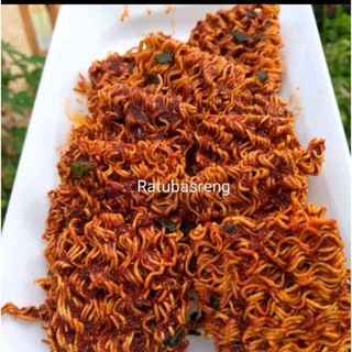 Mie kremes pedas daun jeruk isi 200 gram