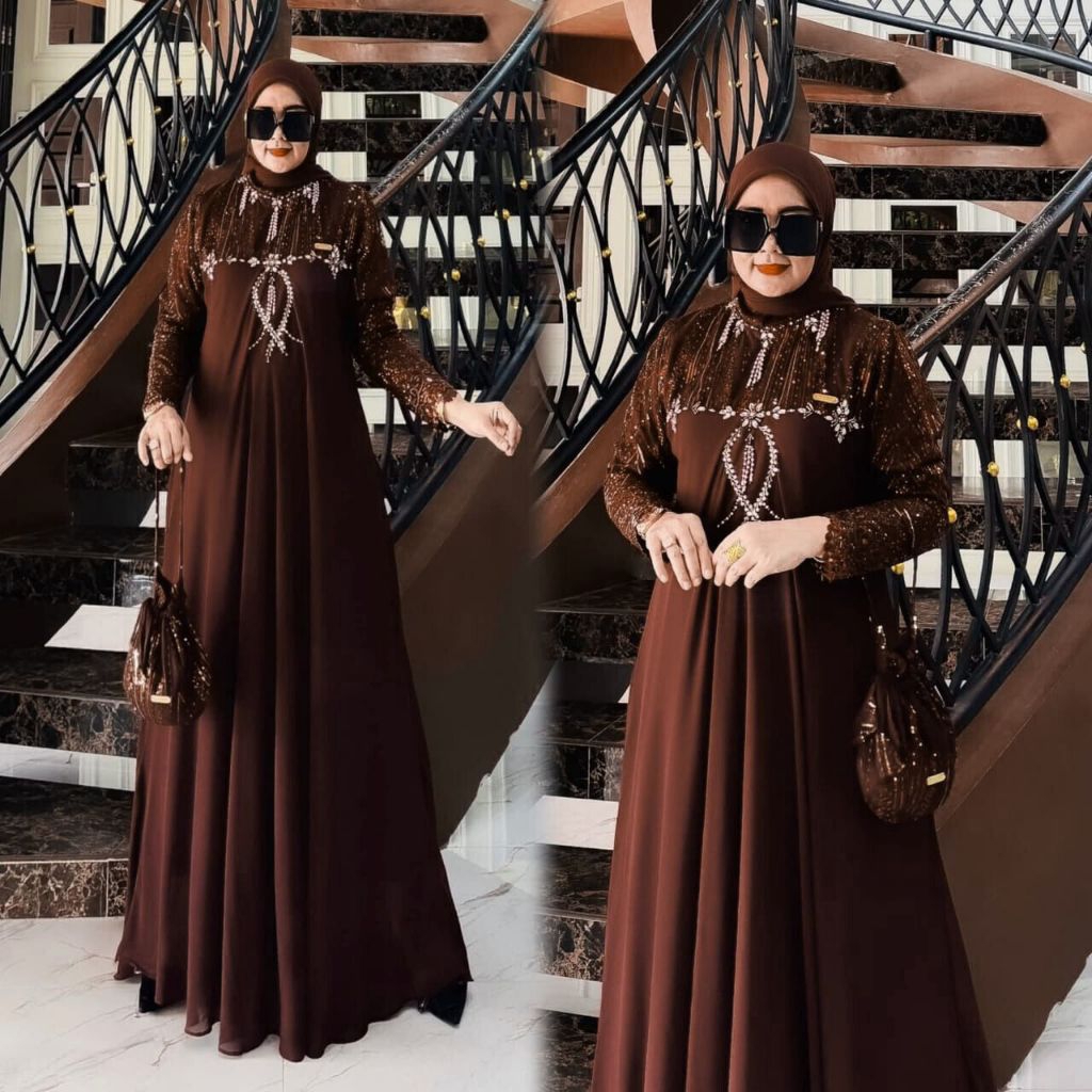[AF] Yumna Muslimic Womens Party Dress, เดรสกระเบื้องผสม Ceruty หรูหรา,เชิญอีด 2026 Mahogany
