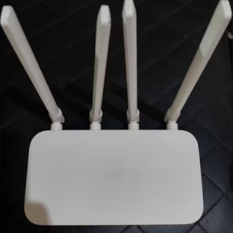 MI ROUTER 4C + อะแดปเตอร์