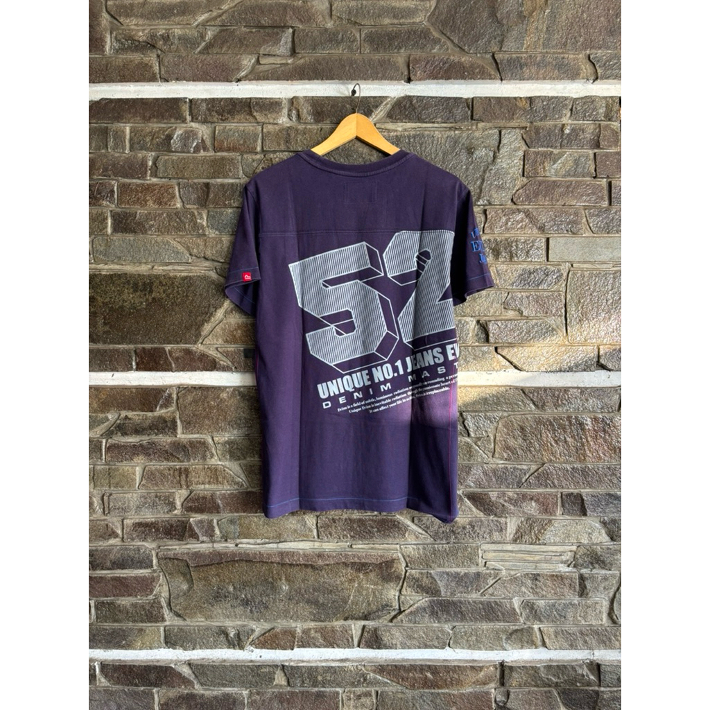 EVISU เอวิสุ • วินเทจ เบอร์ 52 Unique Jeans Logo Tee / เสื้อยืด / เสื้อยืด Size M/L (72x54cm) Prelov