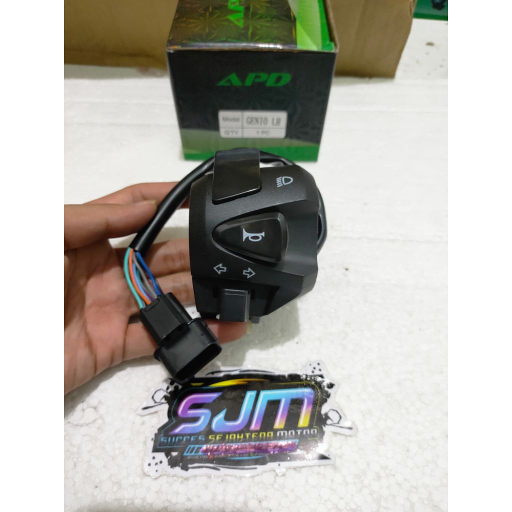 ซ้าย Switch ผู้ถือซ้าย Genio iss Part รหัส KOJ (APD) สินค้าคุณภาพรับประกัน Fit และ Precision (APD)