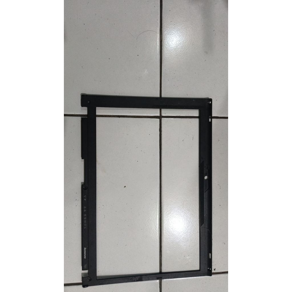 Lenovo T61 Casing Kesing Frame LCD