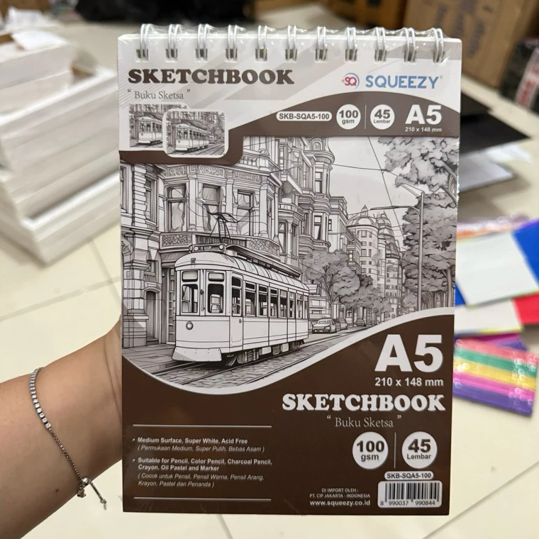 Sketchbook Squieezy Size A5 45 แผ่น (90 หน้า) 100 แกรม SQA5-100 SQUEZY