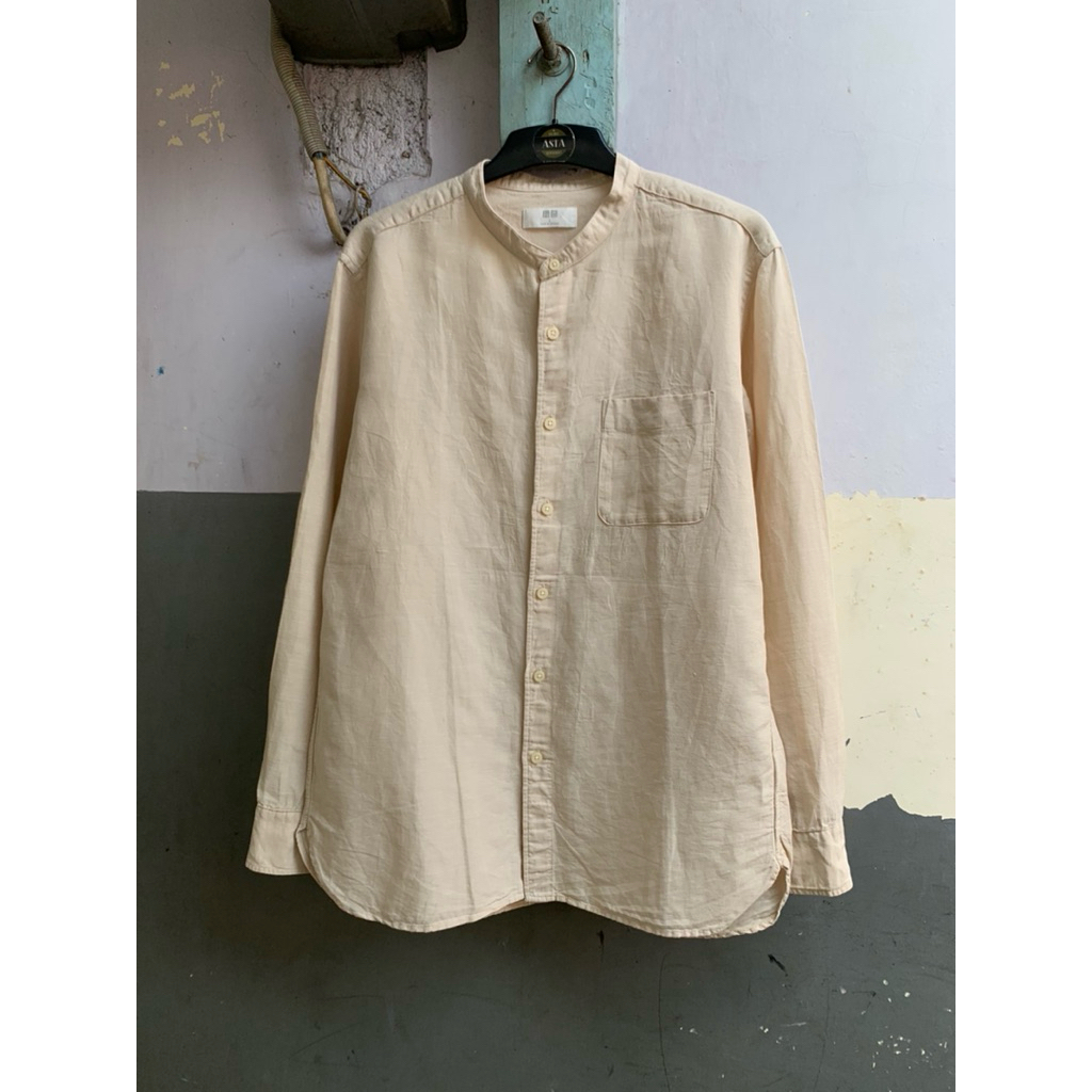 KEMEJA Uniklo เสื้อเชิ้ตผ้าลินิน shanghai คอปกผู้ชายแขนยาวธรรมดา shb.08.20