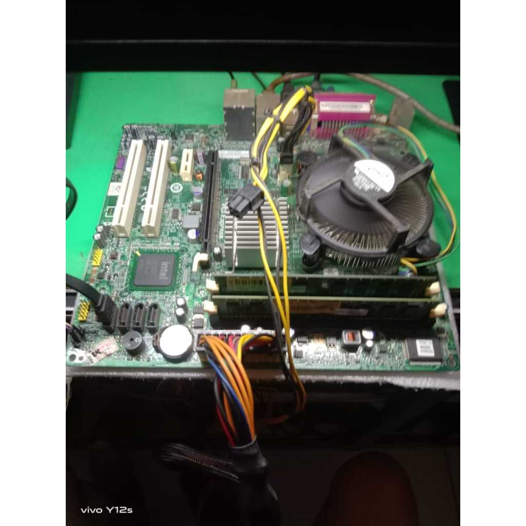 DDR3 ซ็อกเก็ตเมนบอร์ด LGA 775 โปรเซสเซอร์พัดลม RAM 4GB