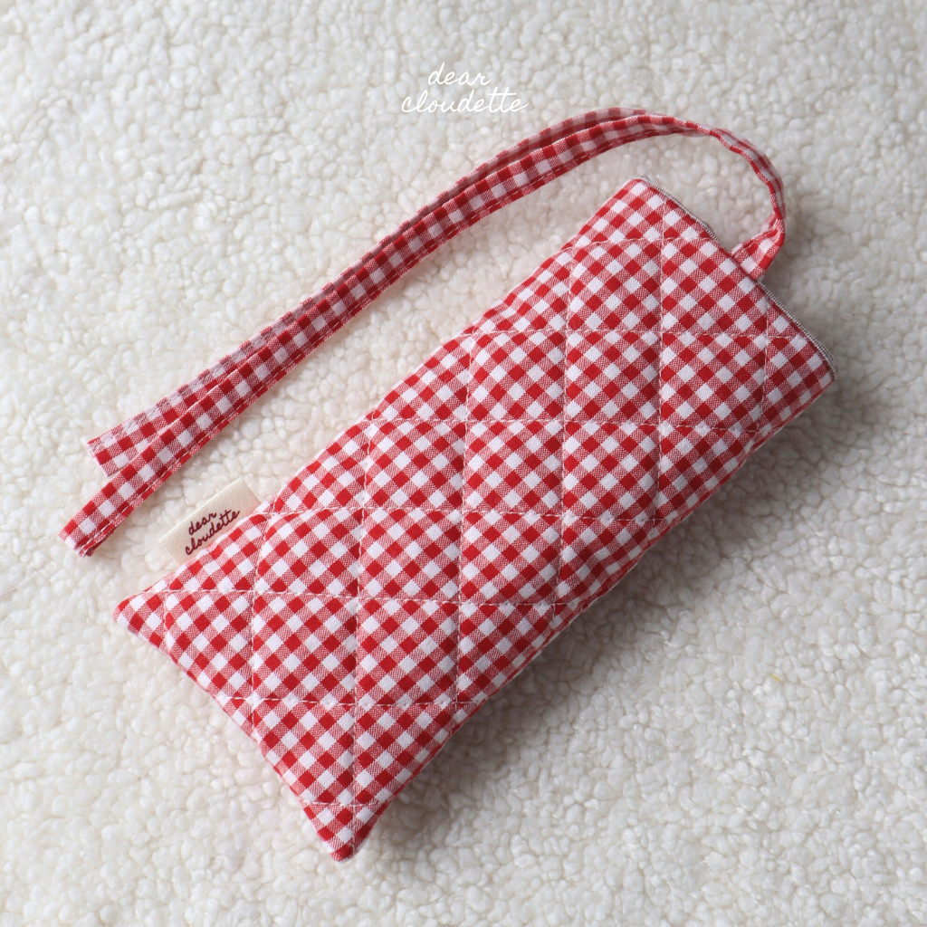 Sunny Puffy Glasses Pouch Case โดย Dear Cloudette | ที่เก็บแว่นตาของขวัญสุนทรียศาสตร์