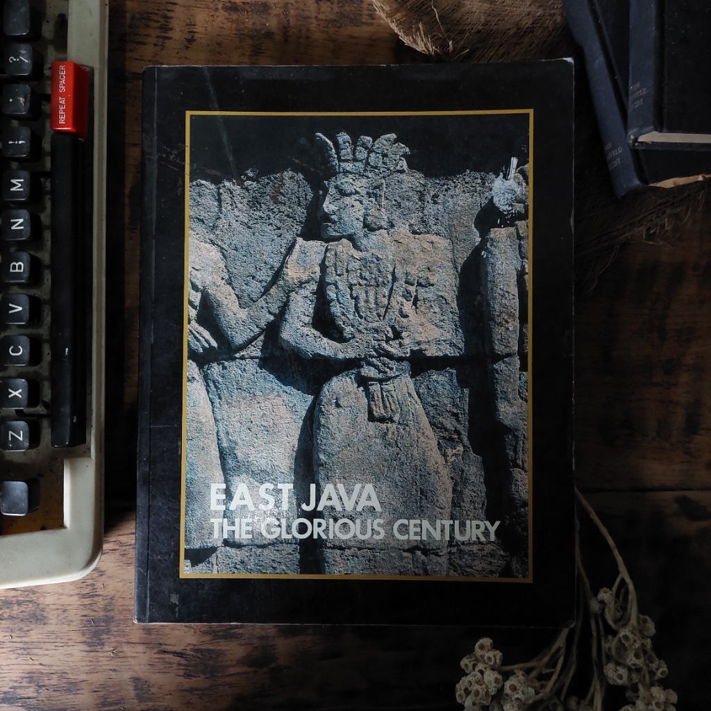 EAST JAVA; สํานักพิมพ์ GLORIOUS CENTURY: ภูมิภาคของ East Java [ORIGINAL]