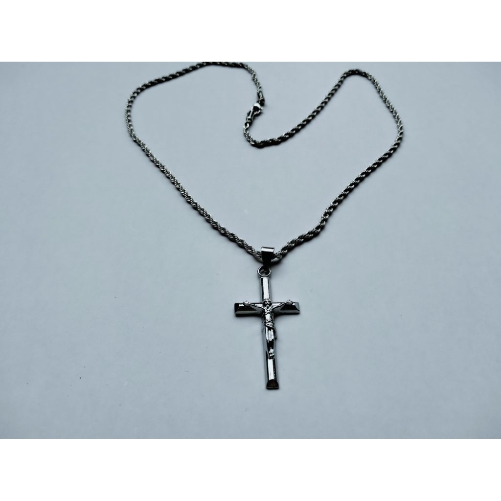 K62 ANTI-RUST TITANIUM SILVER CROSS PENDANT CHAIN สร้อยคอ