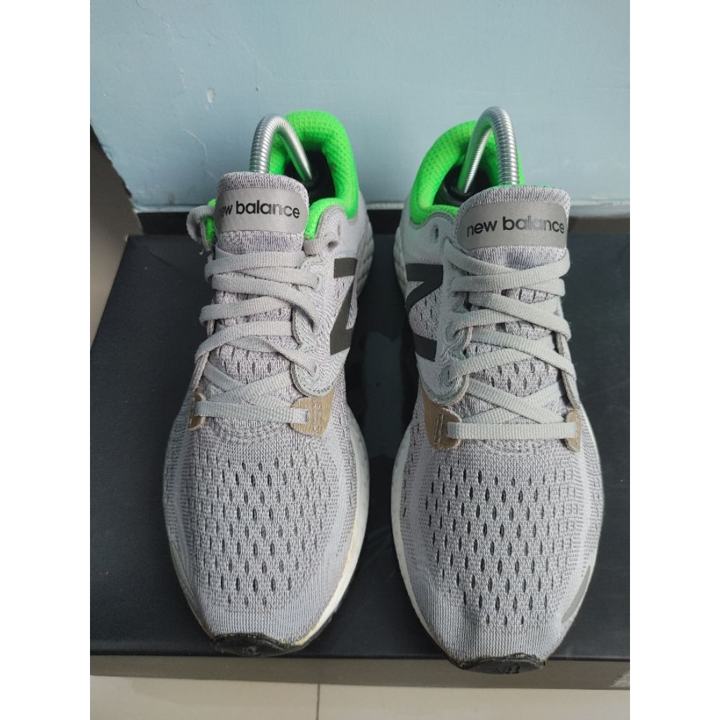 รองเท้า NB Fresh Foam Zante V3 SCND