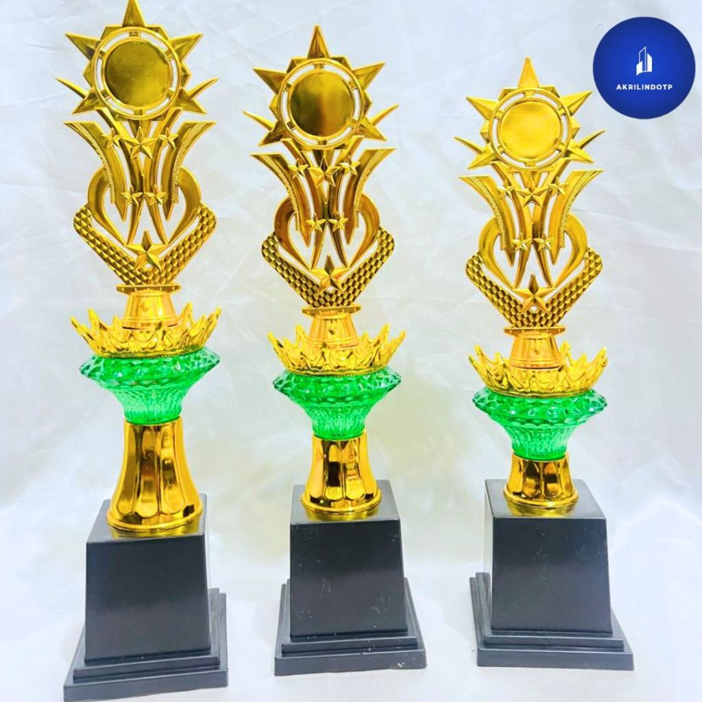 ใหม่ล่าสุด TROPHIES และชุด COMBINATION RASER และ CUP CODE B2 HEIGHT 40 - 44 CM