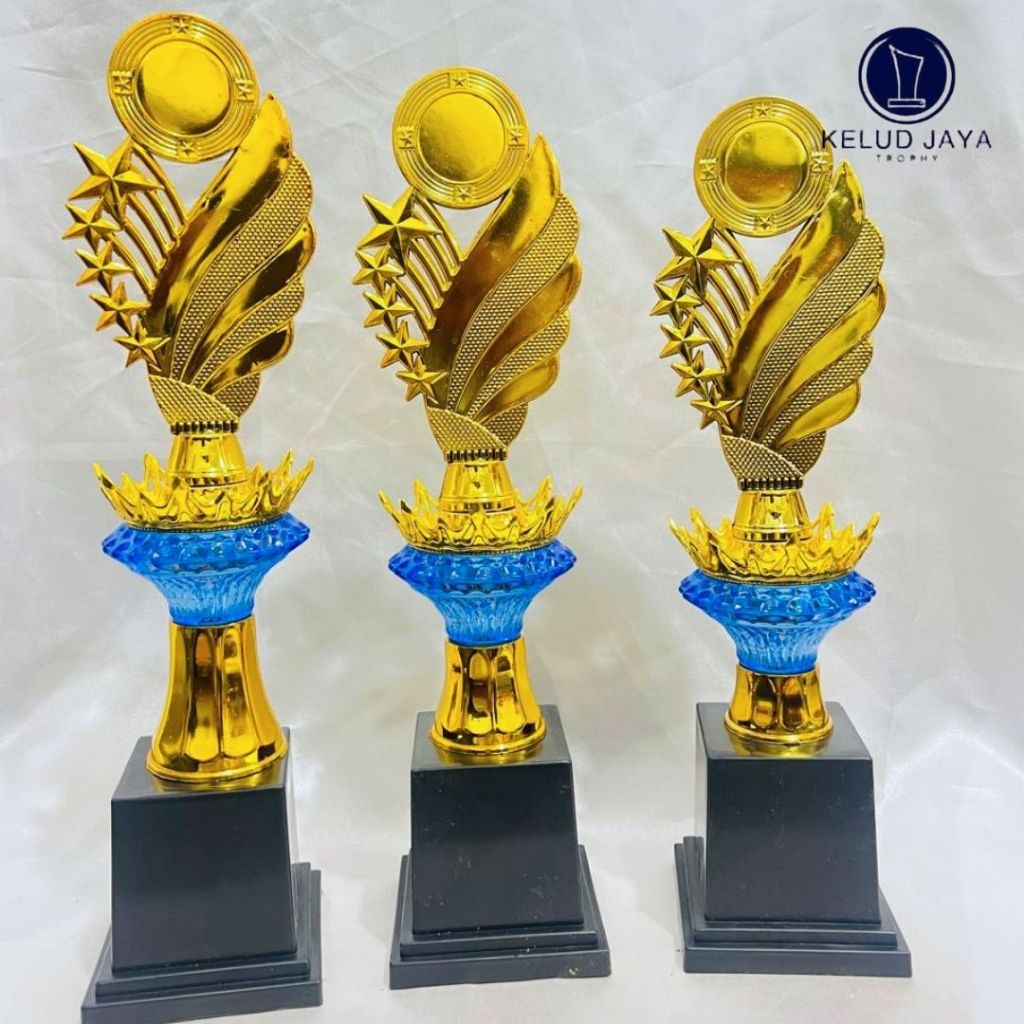 ใหม่ล่าสุด TROPHIES และชุด COMBINATION RASER และ CUP CODE B2 HEIGHT 40 - 44 CM