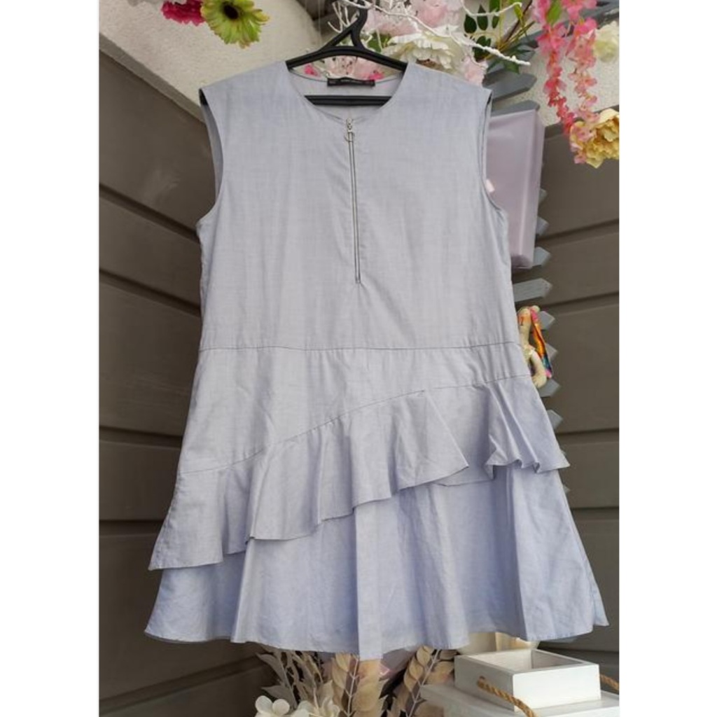 Preloved Zara Ruffles Dress