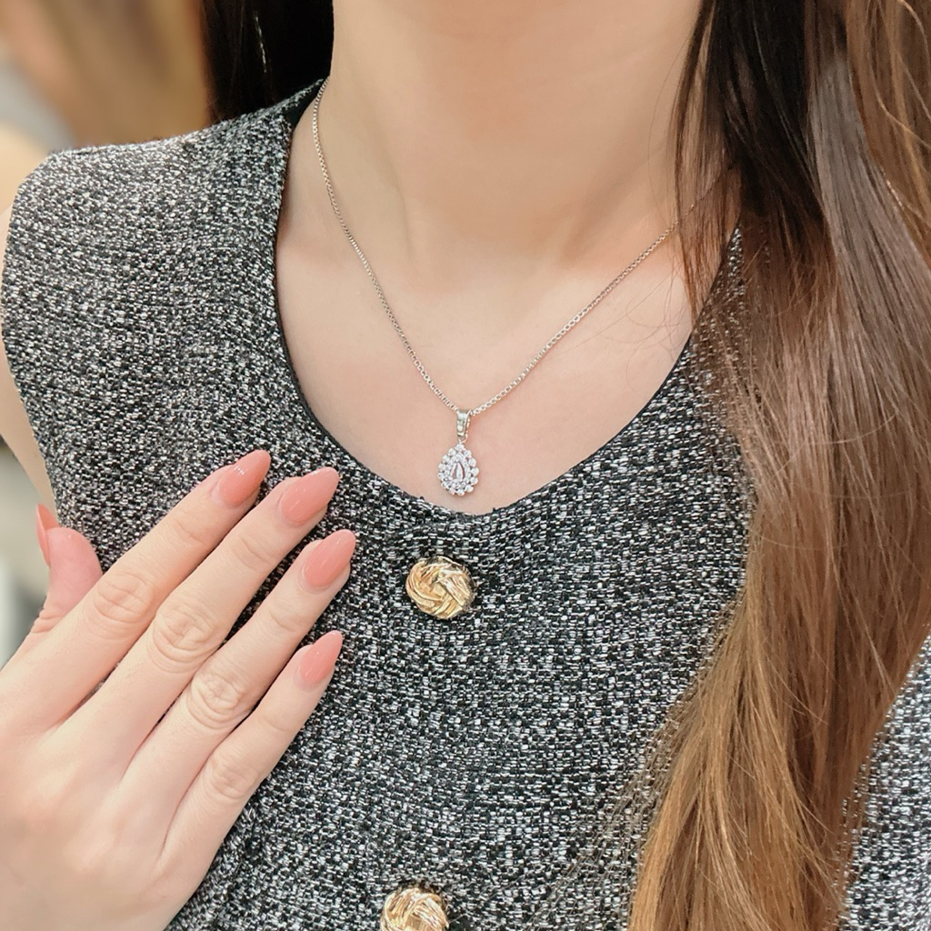 สร้อยคอไทเทเนียมสีเงินเรียบง่ายสําหรับผู้หญิง K80LD