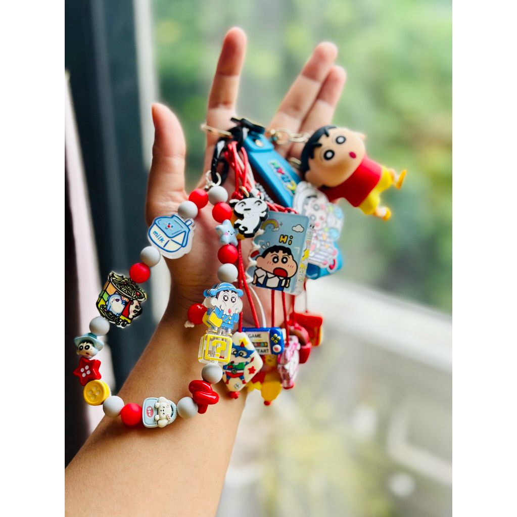 BAGCHARM & PHONESTRA FIGURE CRAYON SHINCHAN