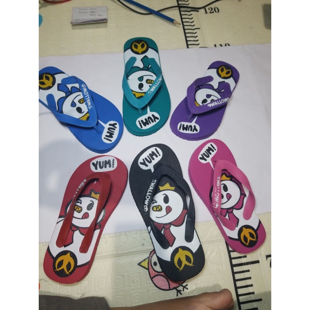 รองเท้าแตะไอศกรีม Swalow mixue จําหน่าย