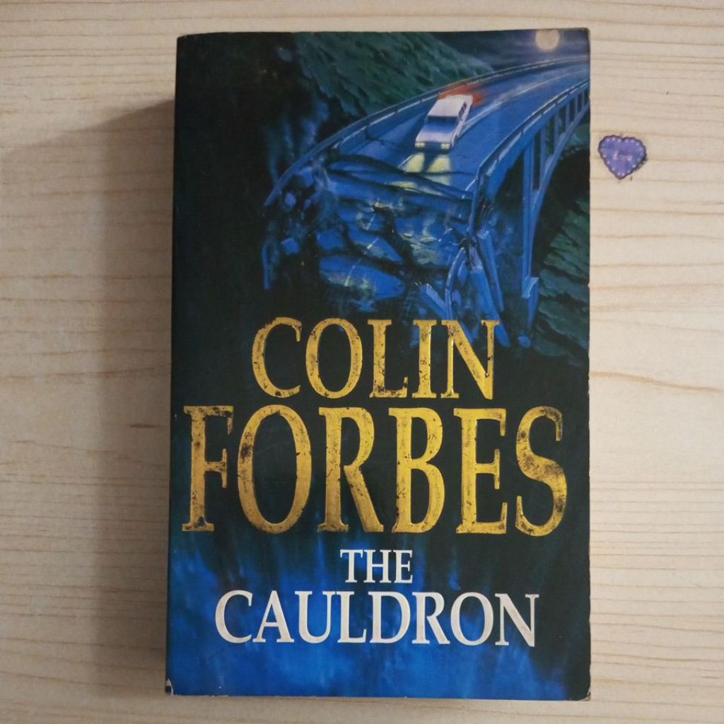 นวนิยาย CADRON โดย ColLIN FORBES