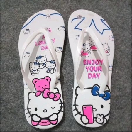 รองเท้าแตะผู้หญิงผู้ใหญ่ hello kitty Motif ENJOY YOUR DAY น้ําหนักเบา วัสดุฟองน้ําอินเทรนด์