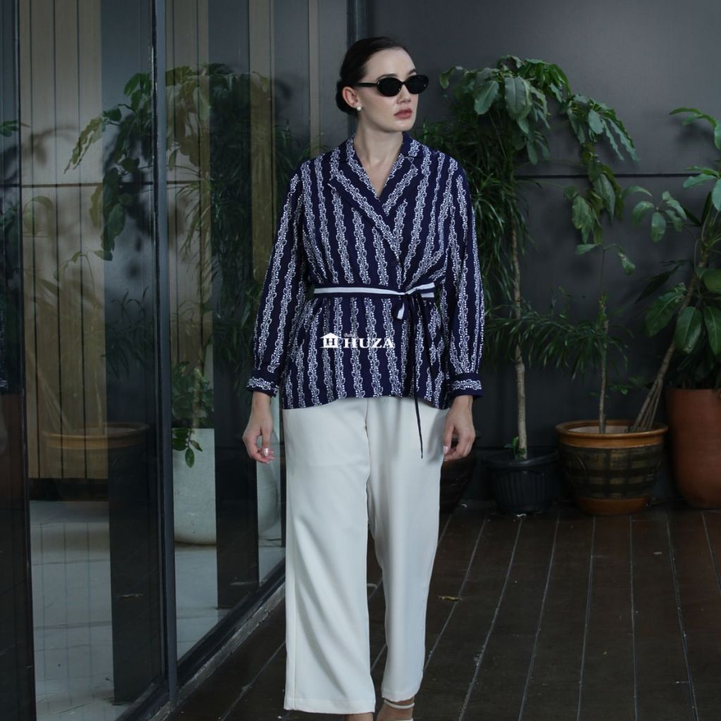 BATIK HUZA - ผู้หญิง BATIK BLAZER EZHIL BLAZER