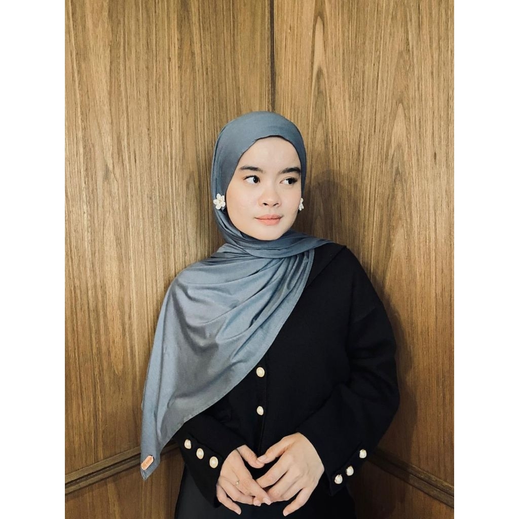 ARUNA PASHMINA โดย Radwah