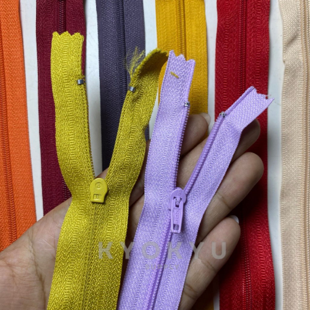 KCC CAT Zipper / KCC Zipper 16 นิ้ว (40ซม.)|โดเซนส์ ของ โดเซนส์