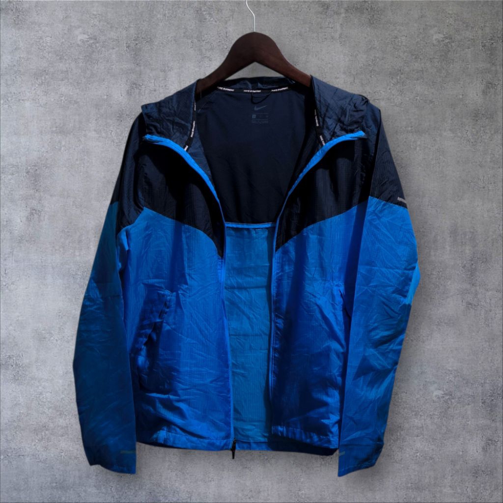 เสื้อแจ็คเก็ต NIKEE ULTRALIGHT RUNNING TRAIL RUNNING