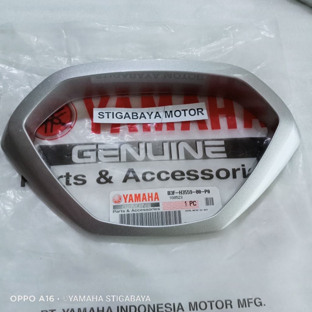 ฝาครอบเรือนไมล์ Lexi คิ้วเรือนไมล์ Lexi สีเงิน Yamaha Lexi 125 เดิม